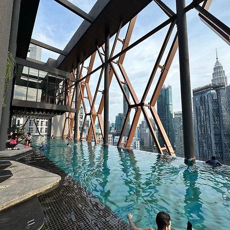 Scarletz Suites Klcc By Aura Kuala Lumpur Buitenkant foto